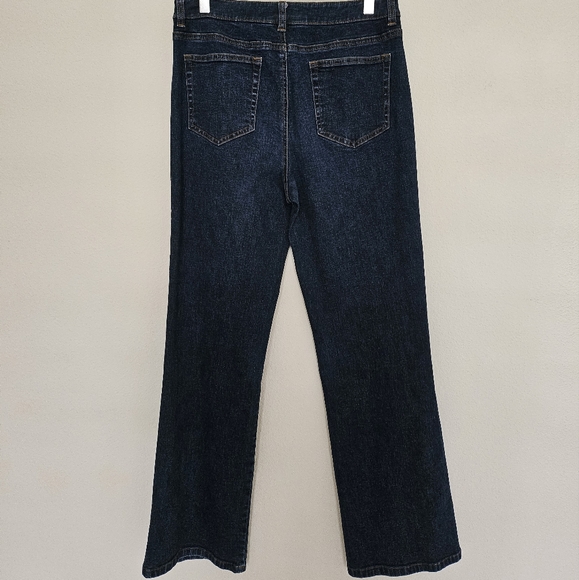 Jones New York Signature Stretch Jean's - Picture 2 of 5